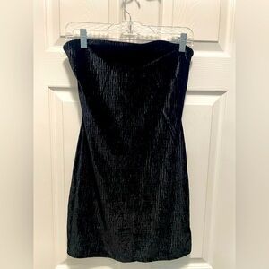 NWOT Naked Wardrobe Plush Velvet Strapless Dress In Black